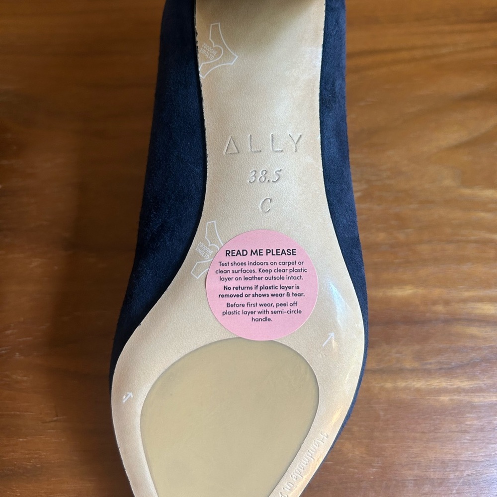 NWOT Ally Shoes Noble Suede Lower Block Heel | women’s size: 38.5 C | navy - Picture 14 of 15